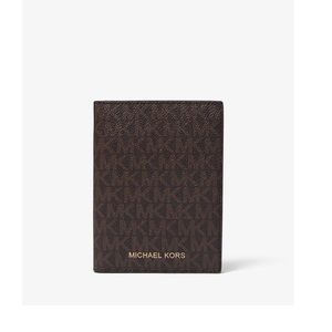Brand New Michael Kors Passport Wallet